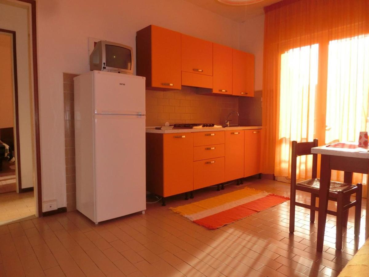 Comfy One-bedroom With Terrace And Lift Apartment