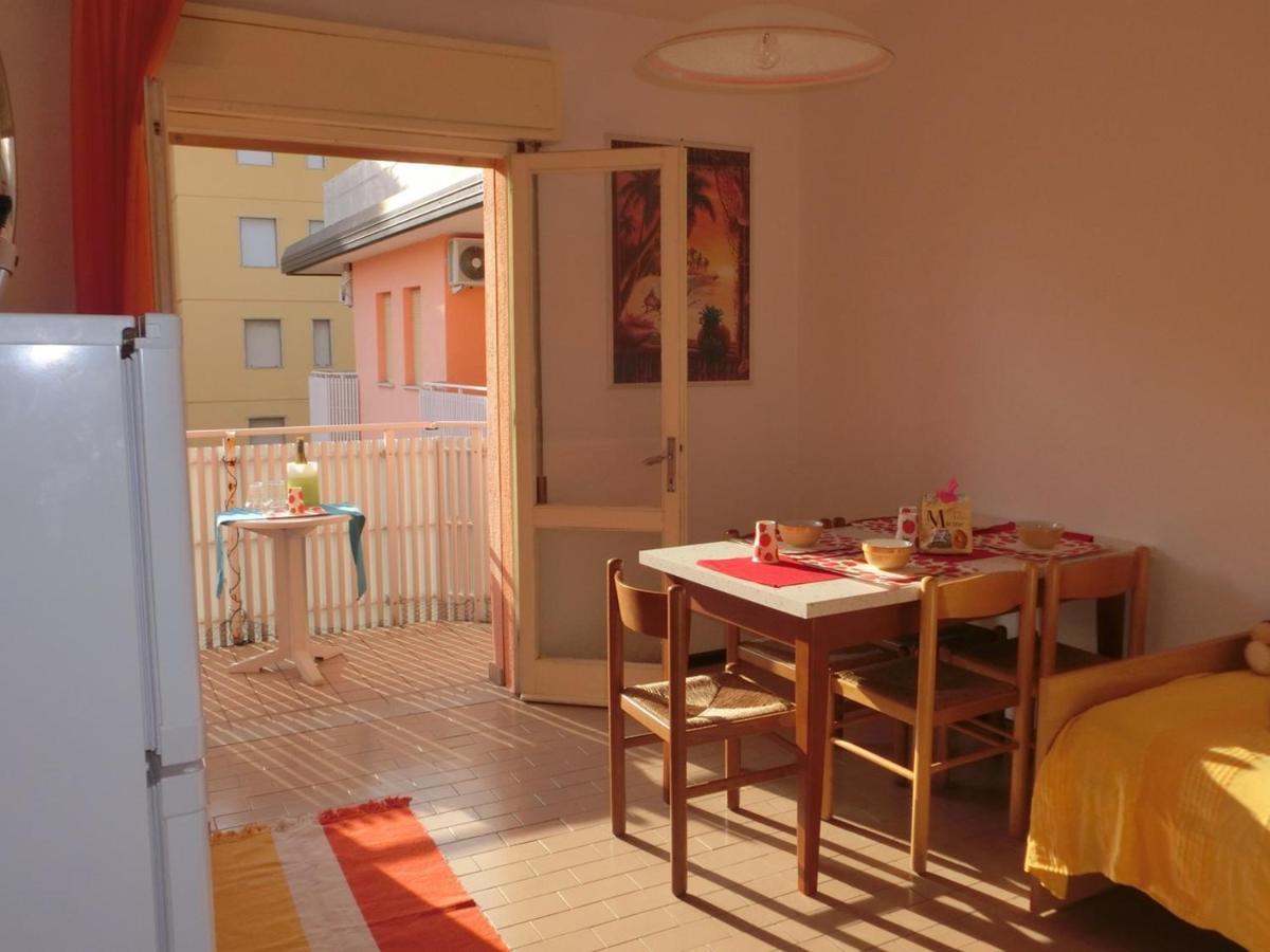 Comfy One-bedroom With Terrace And Lift Apartment *